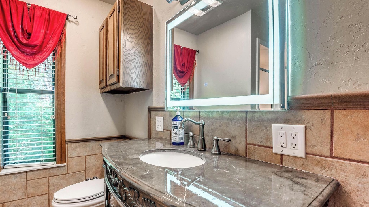 Photo of Bathroom in Norman