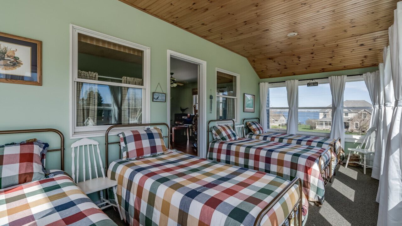 Photo of Bedroom in Cape Vincent