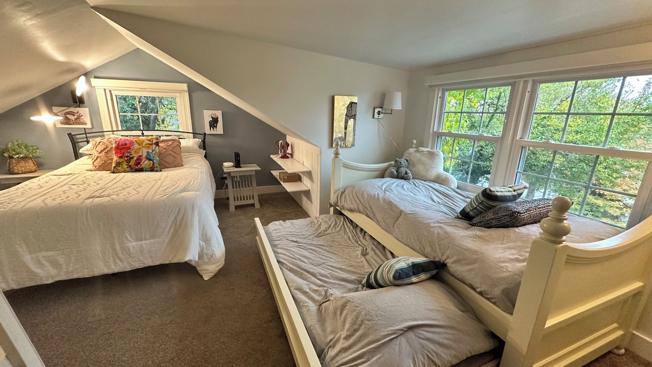 Photo of Bedroom in Newburgh