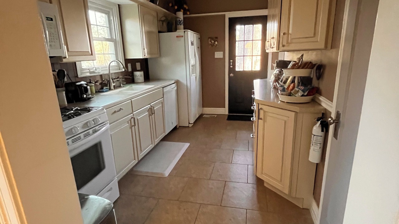 Photo of Kitchen in Newburgh