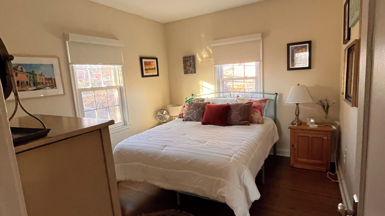 Photo of Bedroom in Newburgh