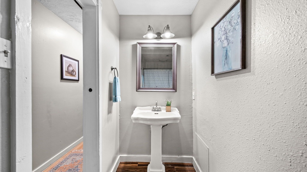 Photo of Bathroom in Spring