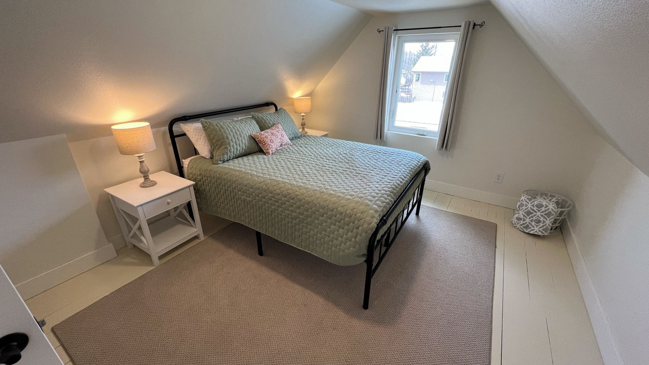Photo of Bedroom in Valdez