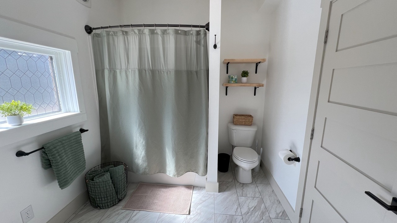 Photo of Bathroom in Valdez