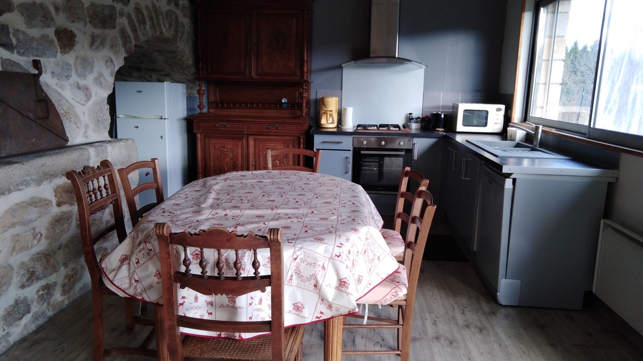 Photo of Kitchen in Saint-Barthelemy-le-Meil