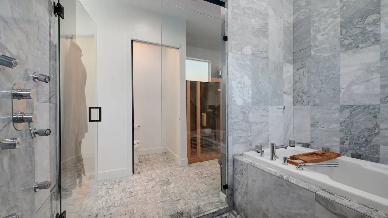 Photo of Bathroom in Chestnut