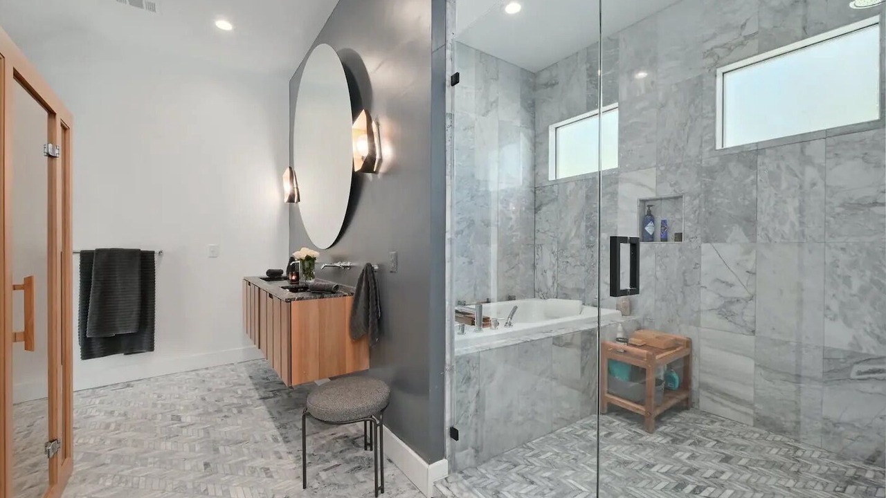 Photo of Bathroom in Chestnut