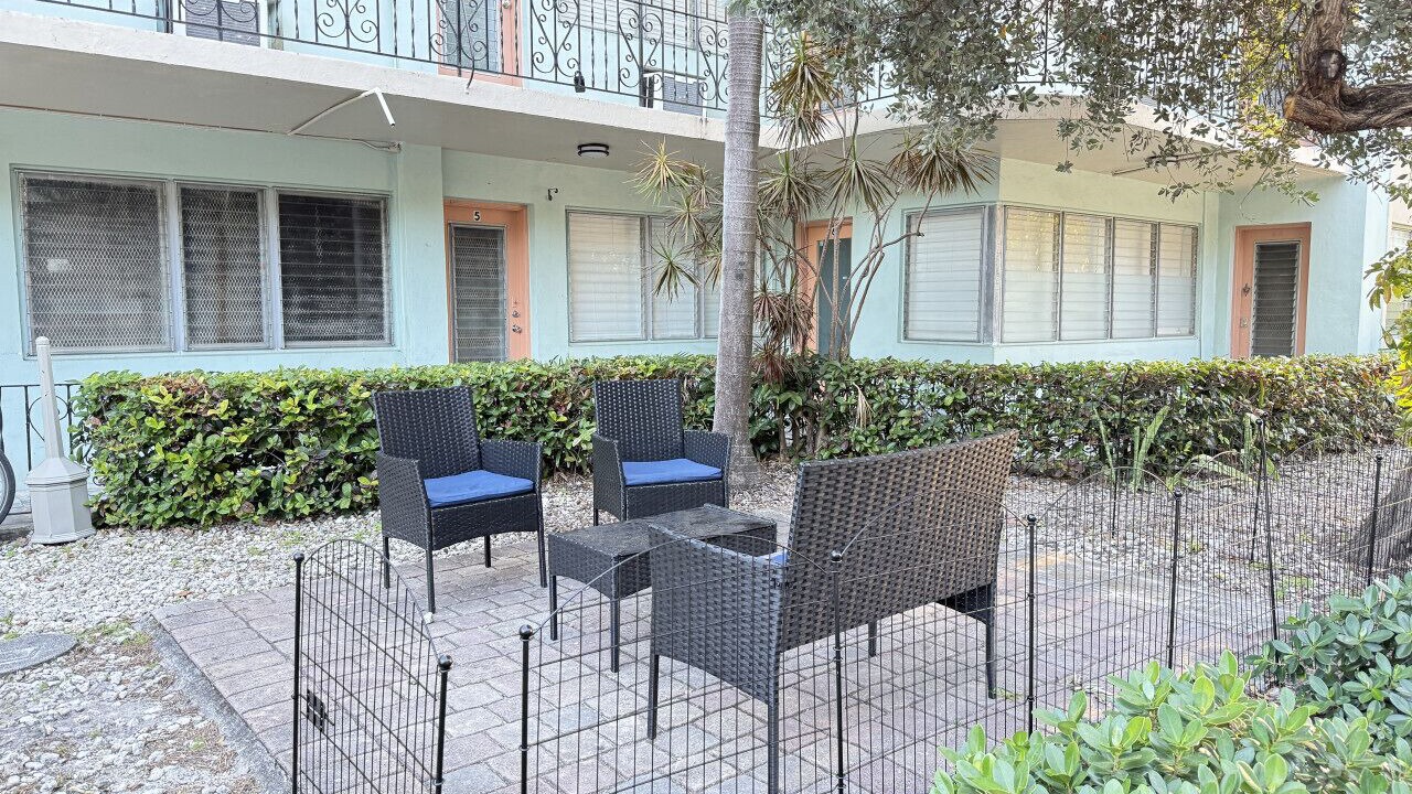 Photo of Outdoor in West Avenue