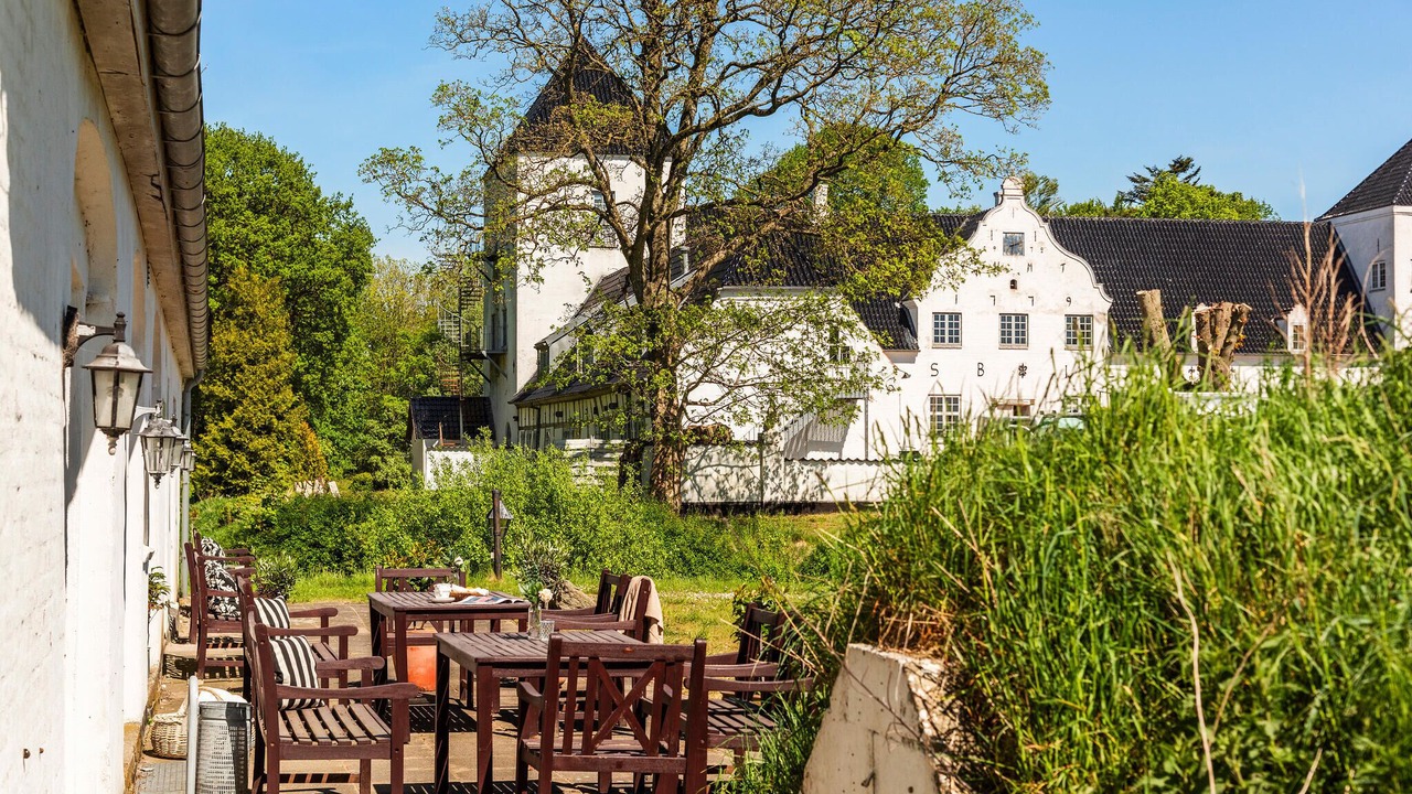 Photo of Others in Tylstrup