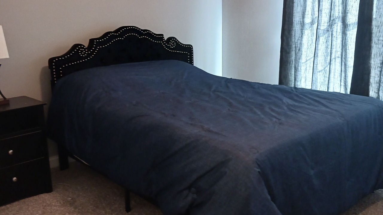 Photo of Bedroom in Drake