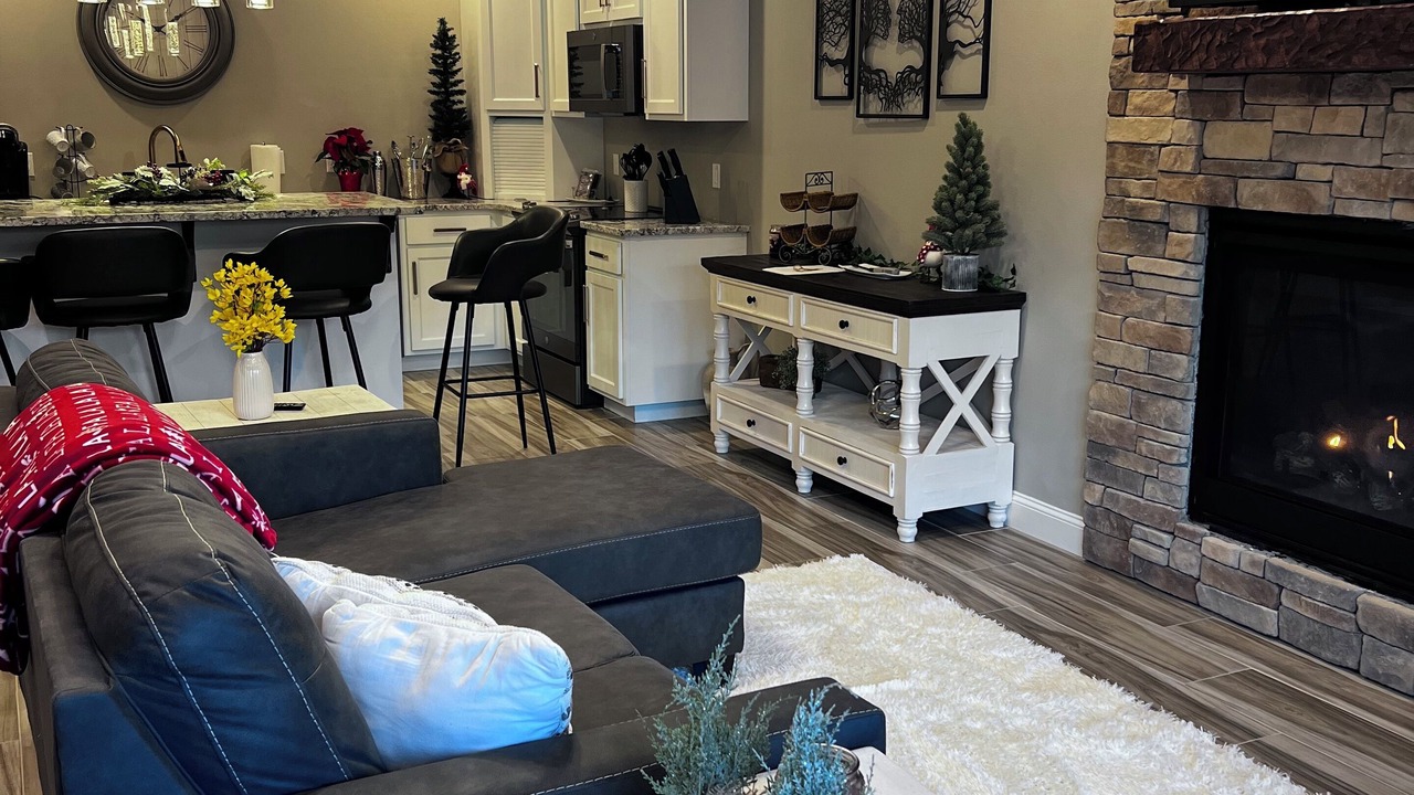Photo of Livingroom in Joplin