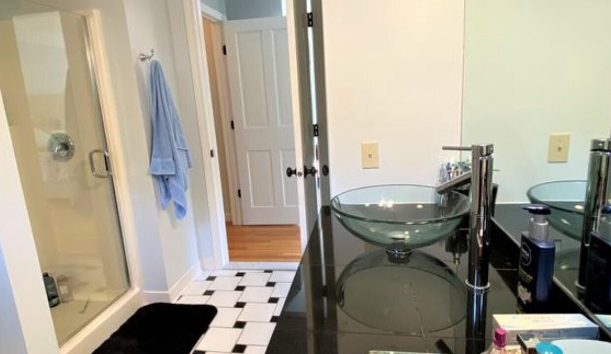 Photo of Bathroom in Saratoga Springs