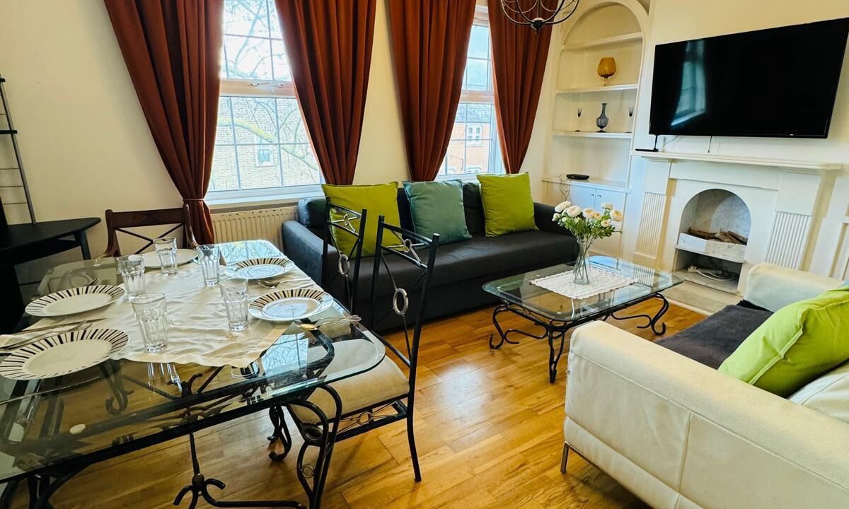 Photo of Others in Gipsy Hill