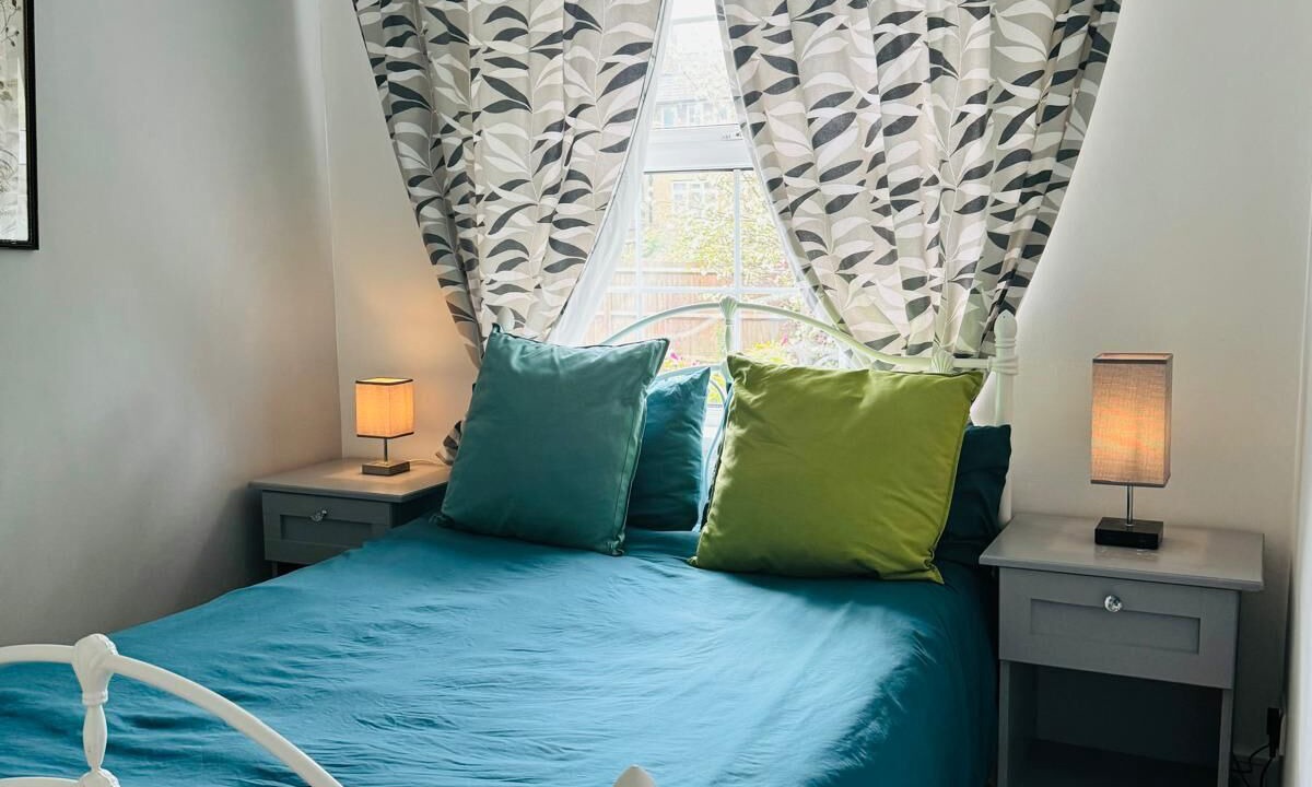 Photo of Others in Gipsy Hill