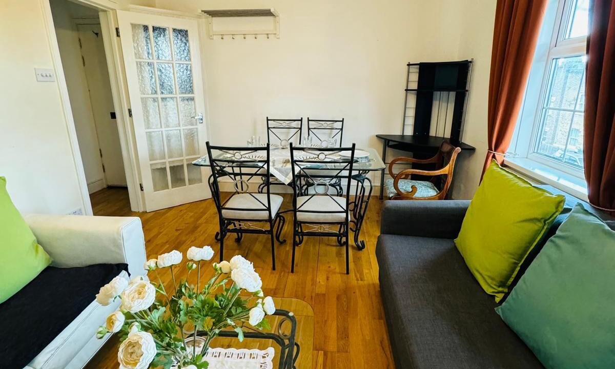 Photo of Others in Gipsy Hill