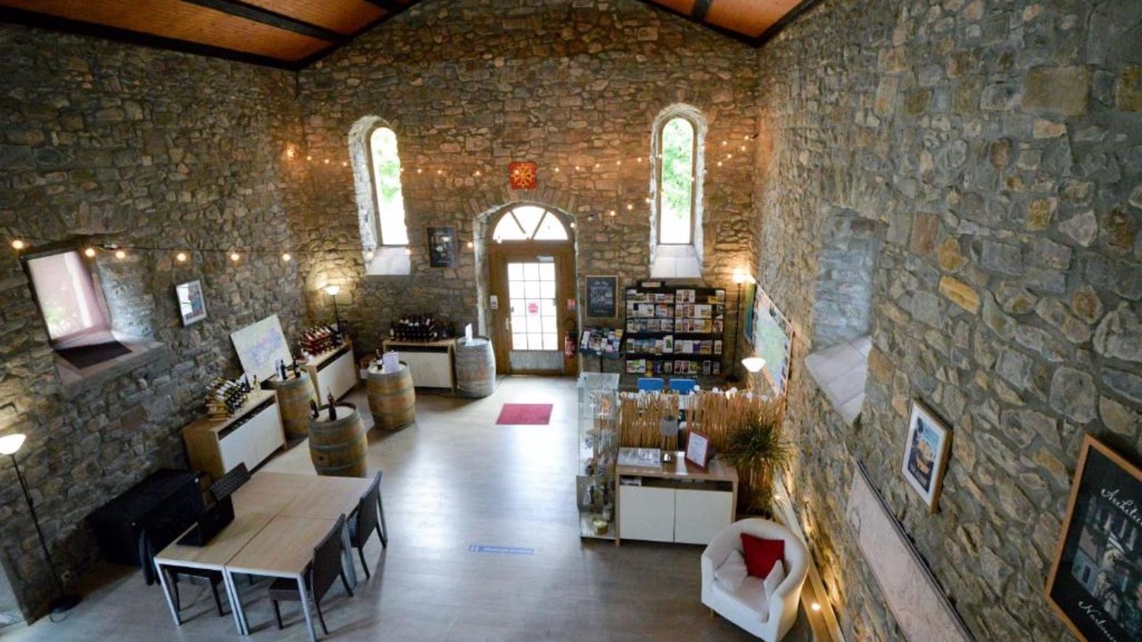 Photo of Others in Azille