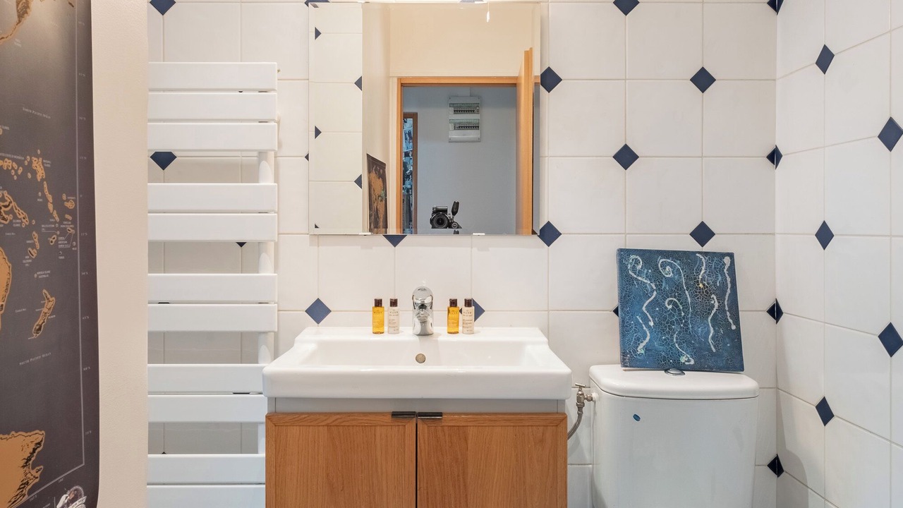 Photo of Bathroom in Charonne