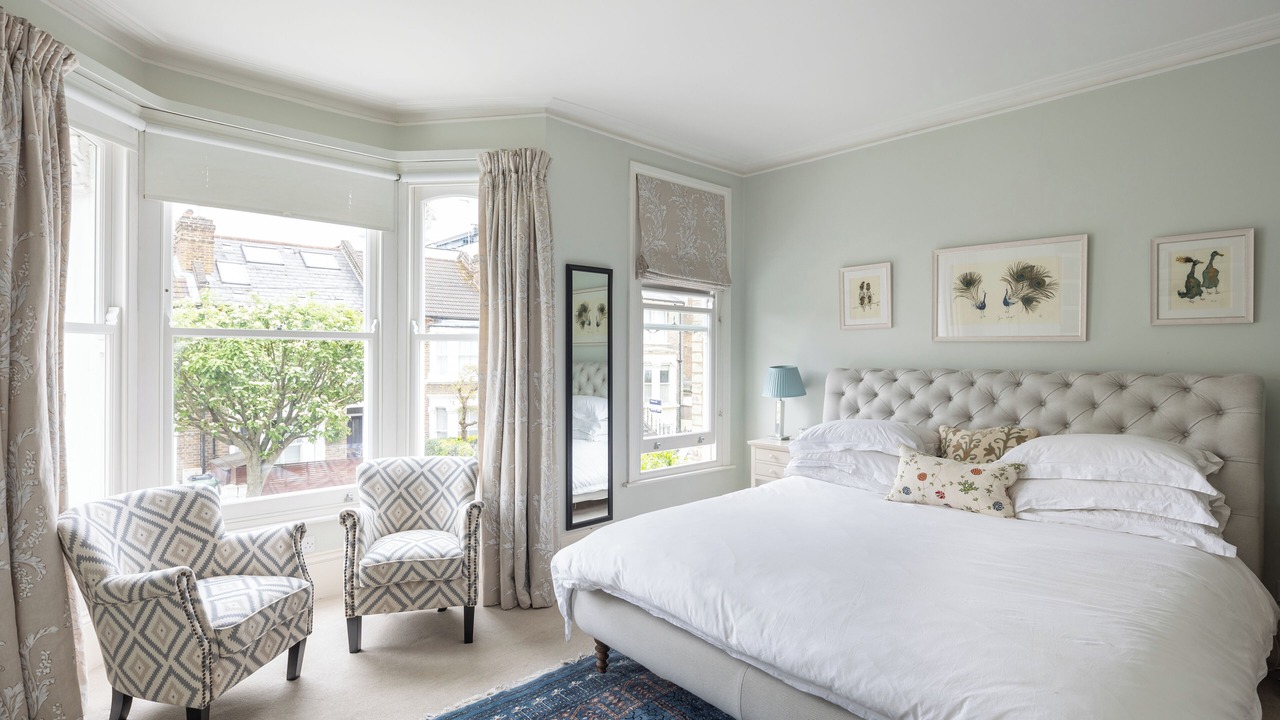 Photo of Bedroom in Askew