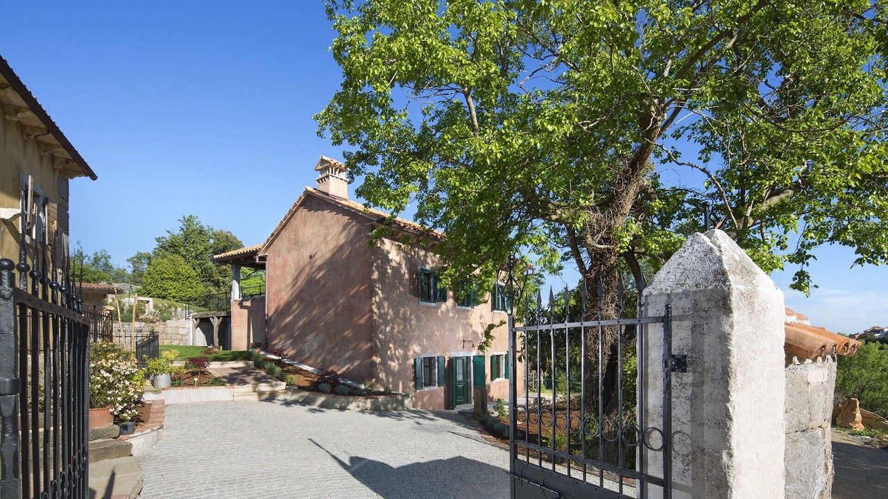 Photo of Outdoor in Gondolici