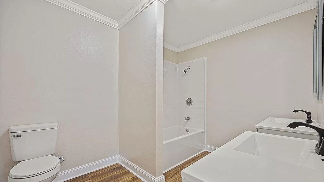 Photo of Bathroom in Blytheville