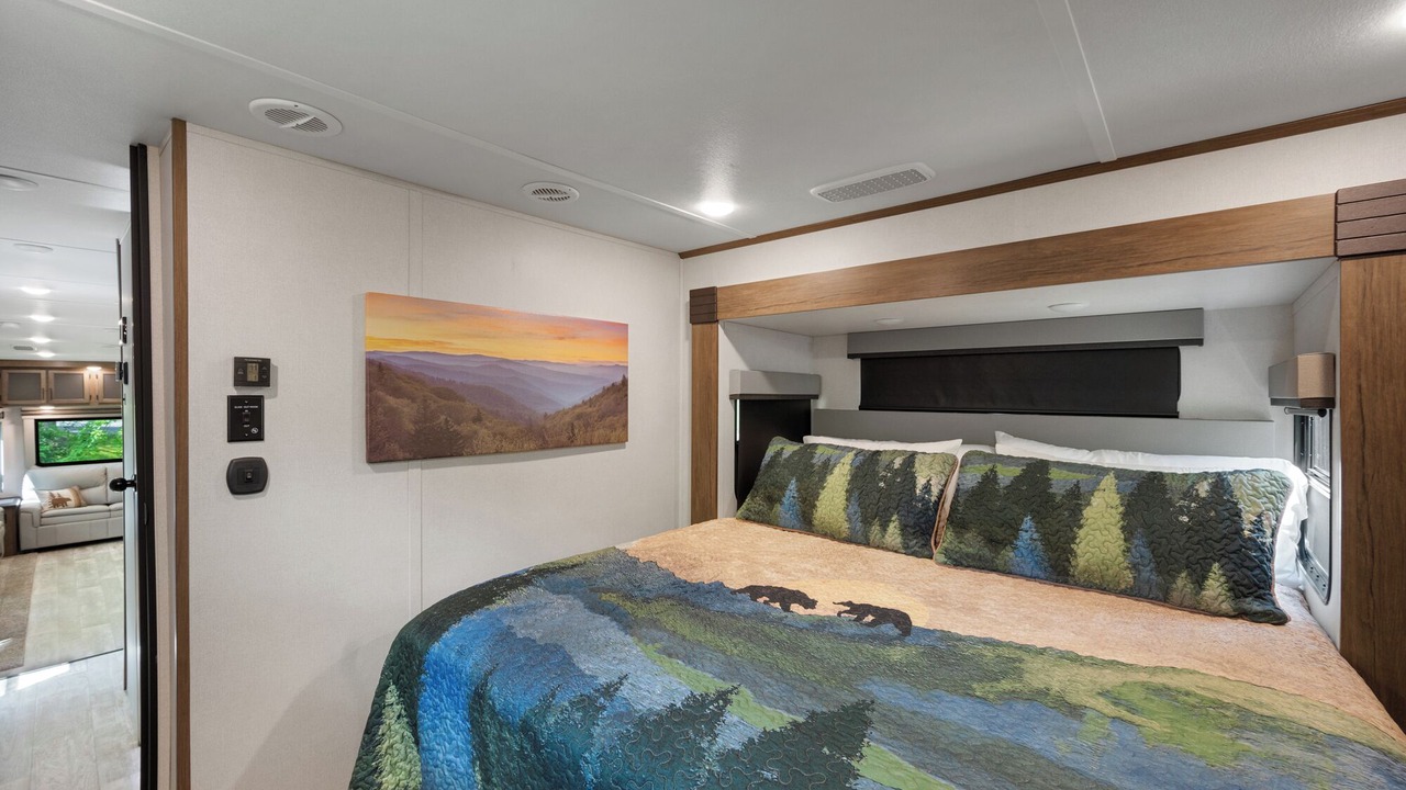Photo of Bedroom in Pittman Center