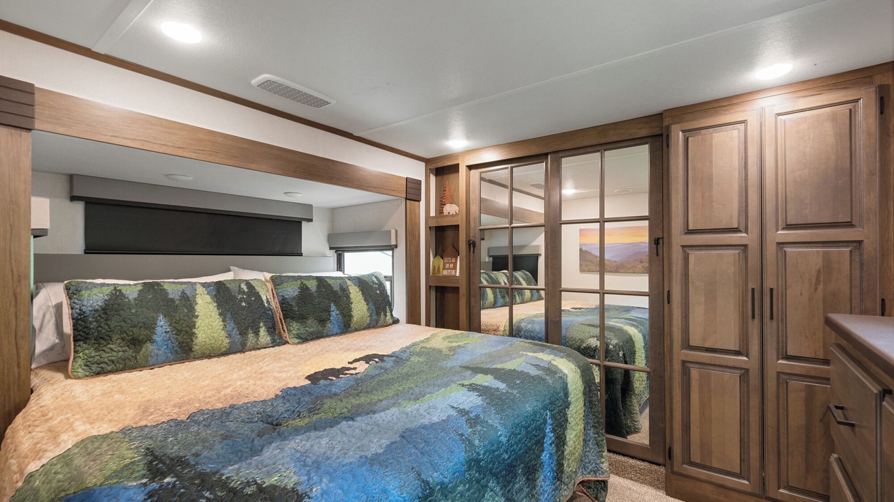Photo of Bedroom in Pittman Center
