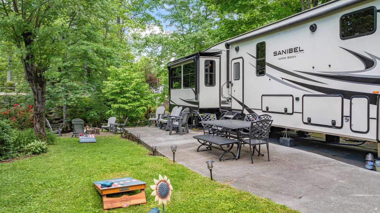 Photo of Outdoor in Pittman Center