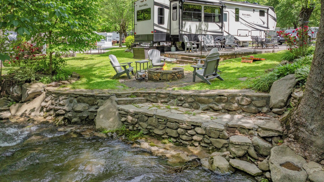 Photo of Outdoor in Pittman Center