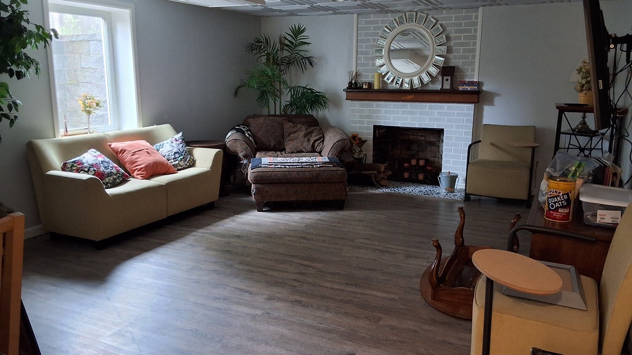 Photo of Livingroom in Troutdale