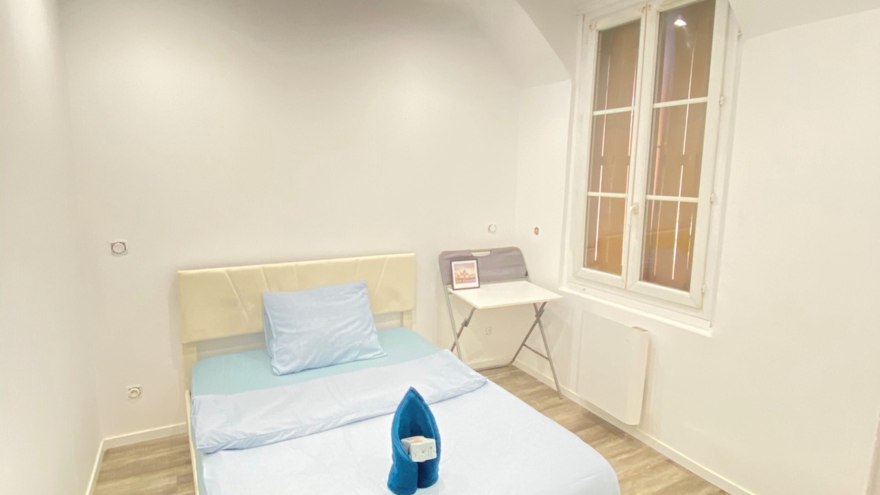 Photo of Bedroom in Beauvais
