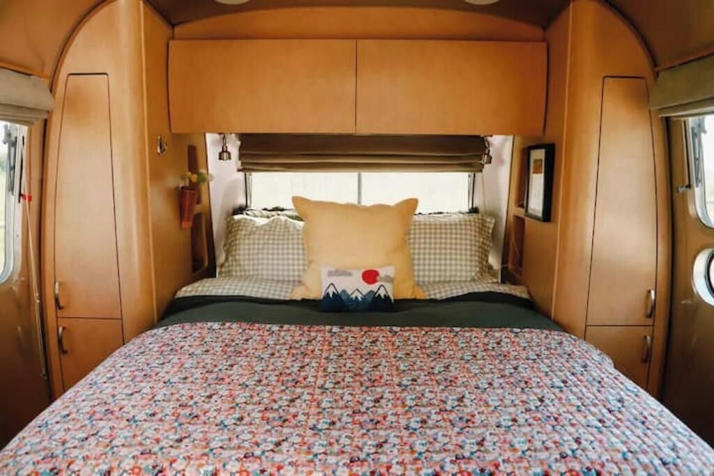 Photo of Bedroom in Midway