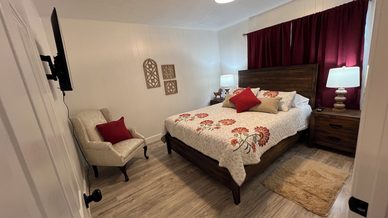 Photo of Bedroom in Pointblank