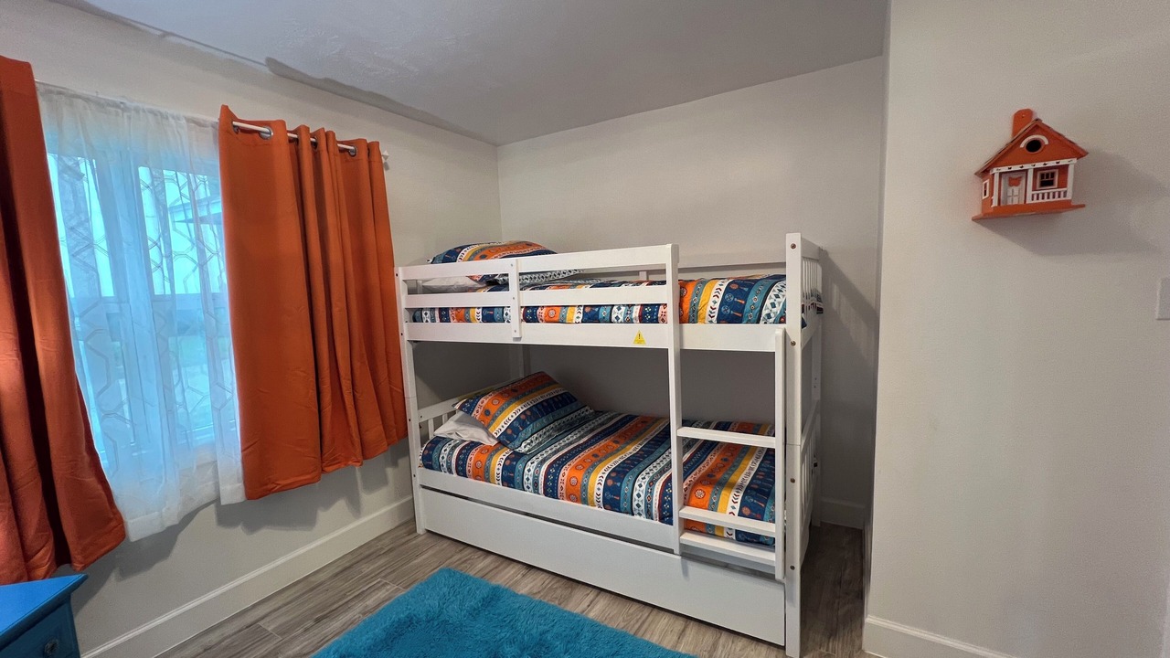 Photo of Bedroom in Pointblank