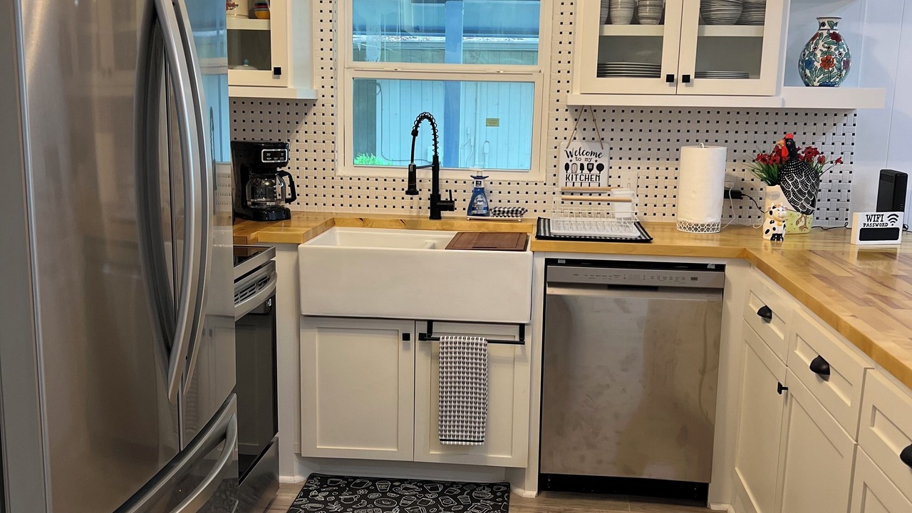 Photo of Kitchen in Pointblank