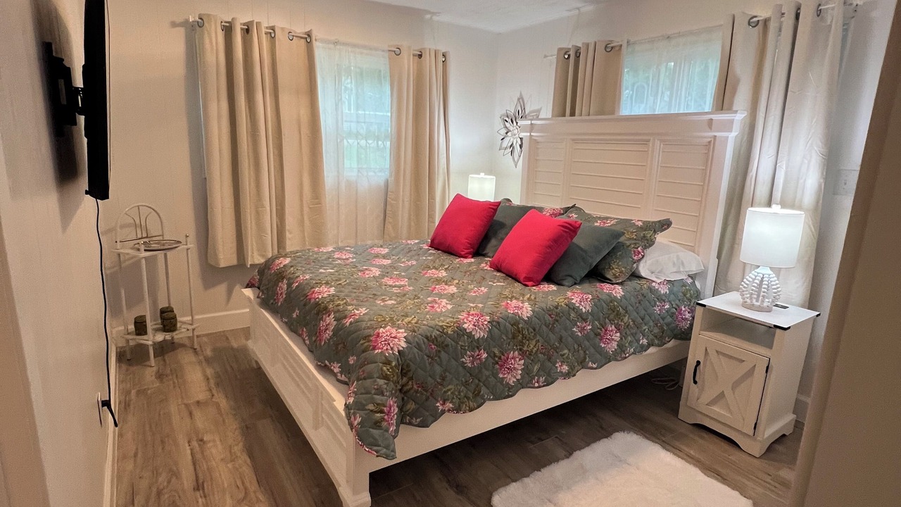 Photo of Bedroom in Pointblank