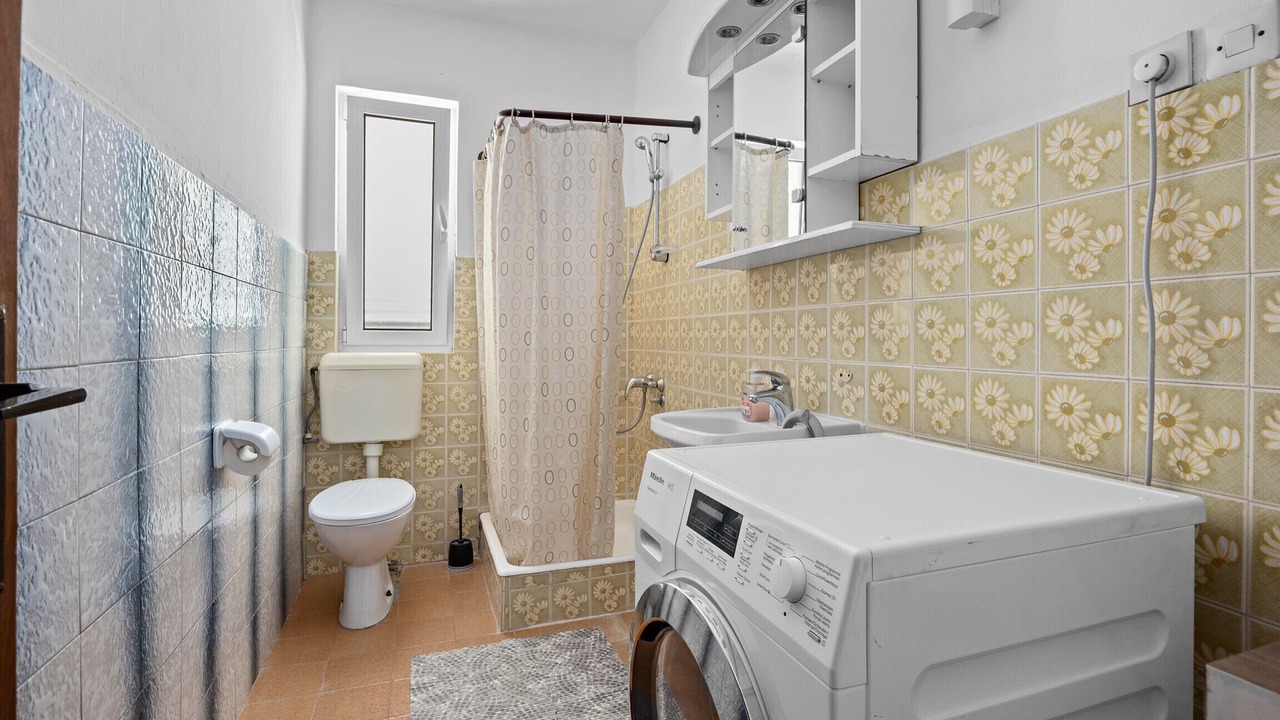 Photo of Bathroom in Kampor