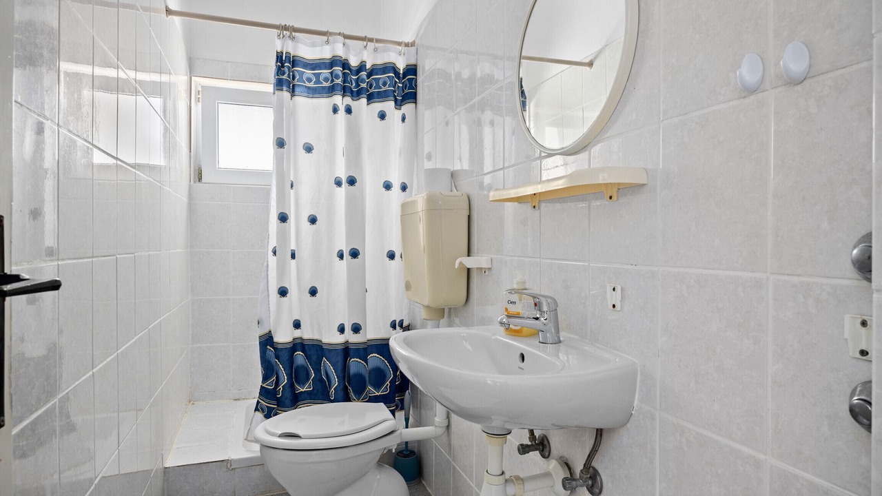 Photo of Bathroom in Kampor
