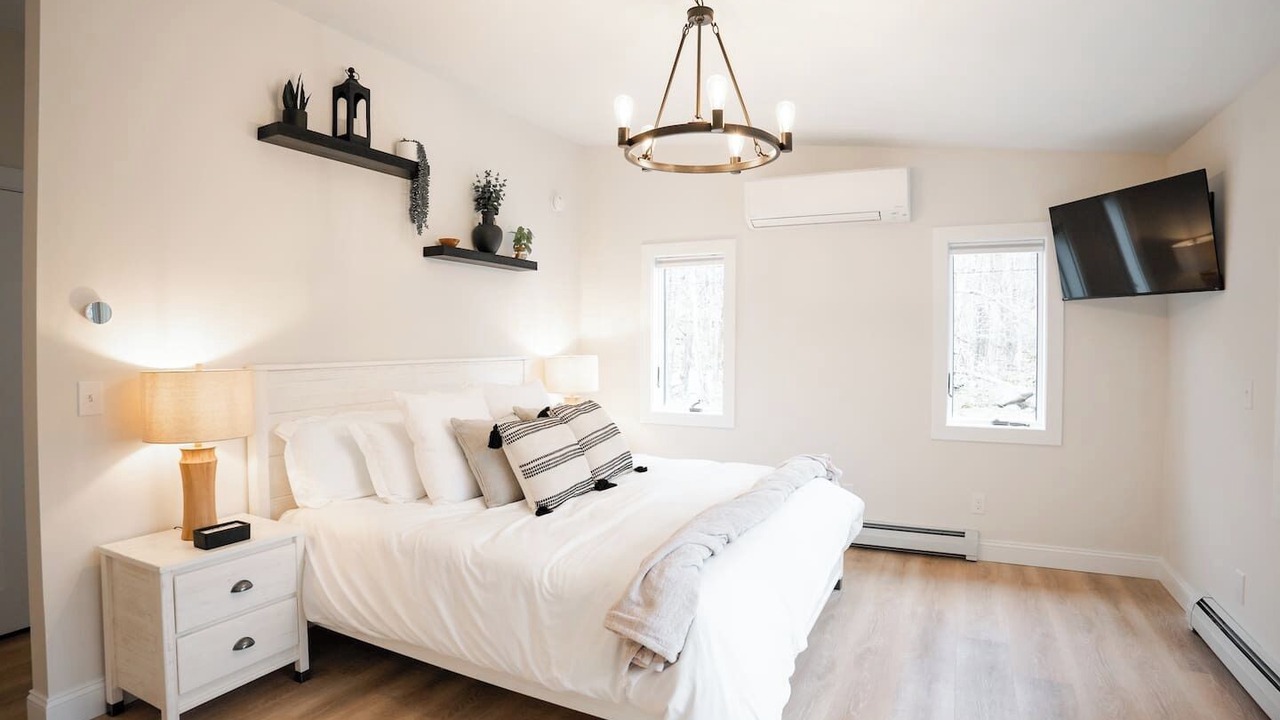Photo of Bedroom in East Haven  Rutland County