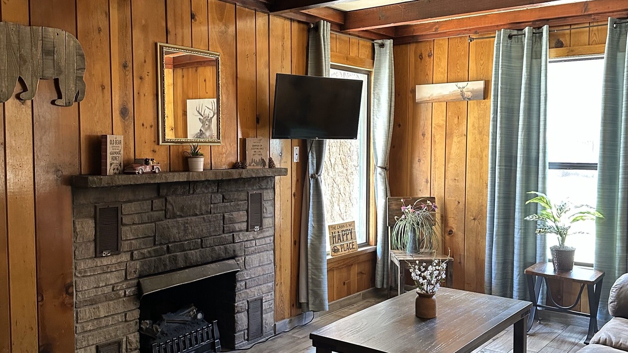 Photo of Livingroom in Cloudcroft
