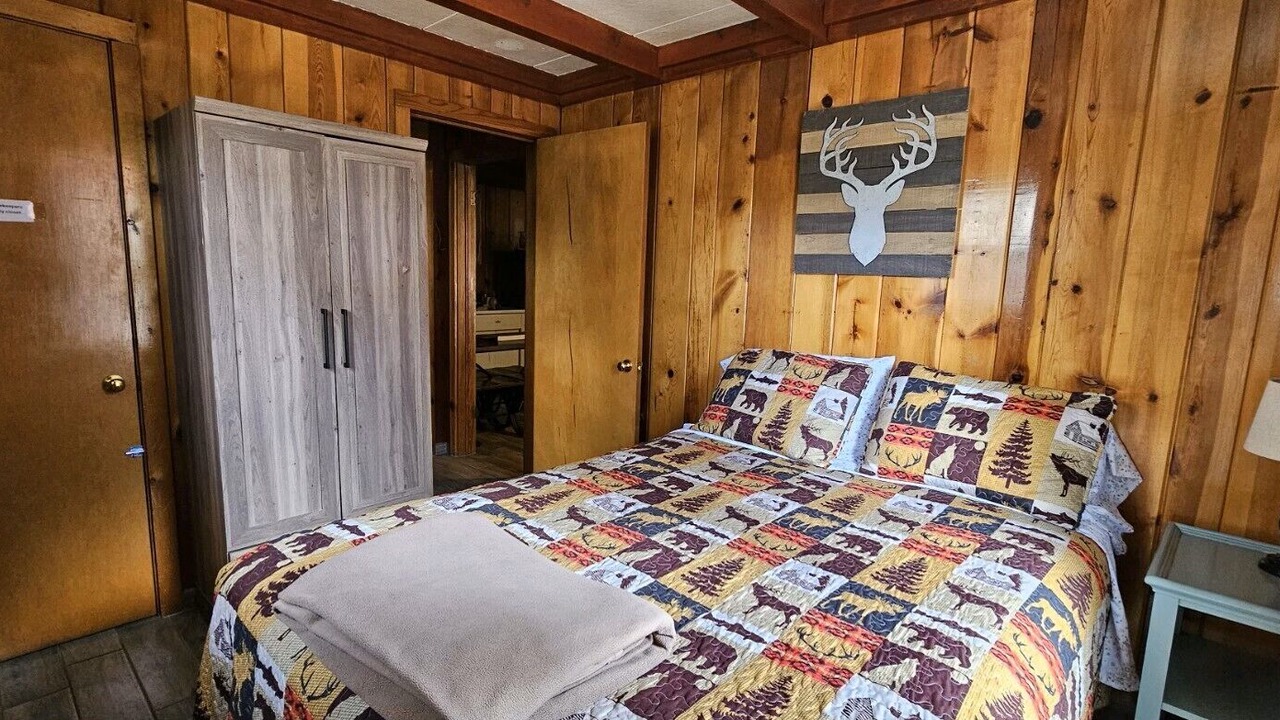 Photo of Bedroom in Cloudcroft