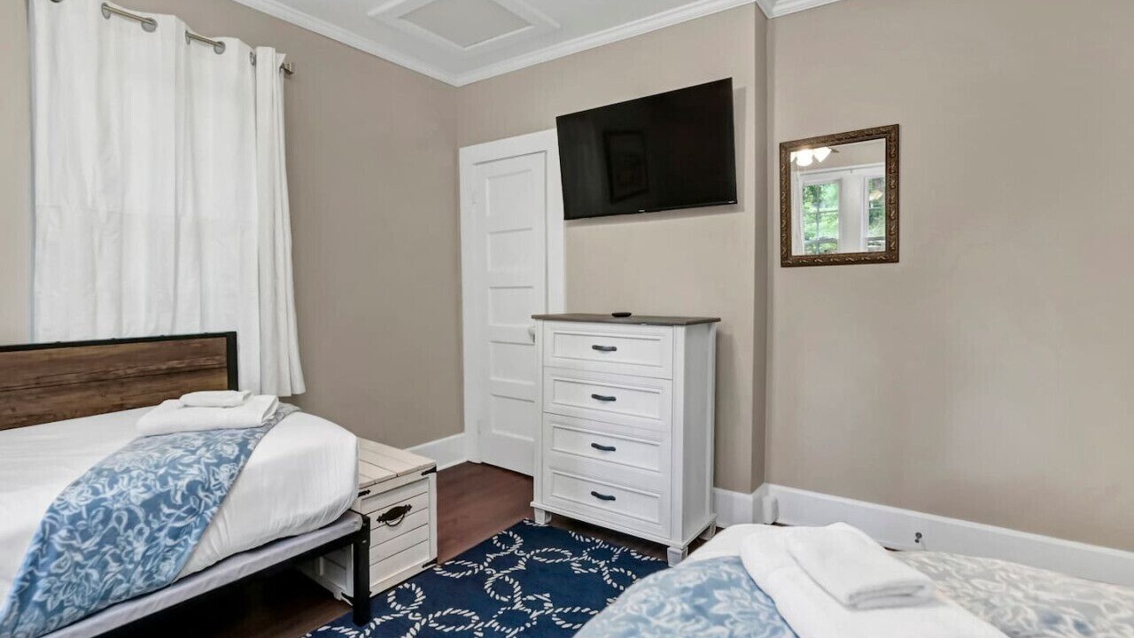 Photo of Bedroom in Lexington