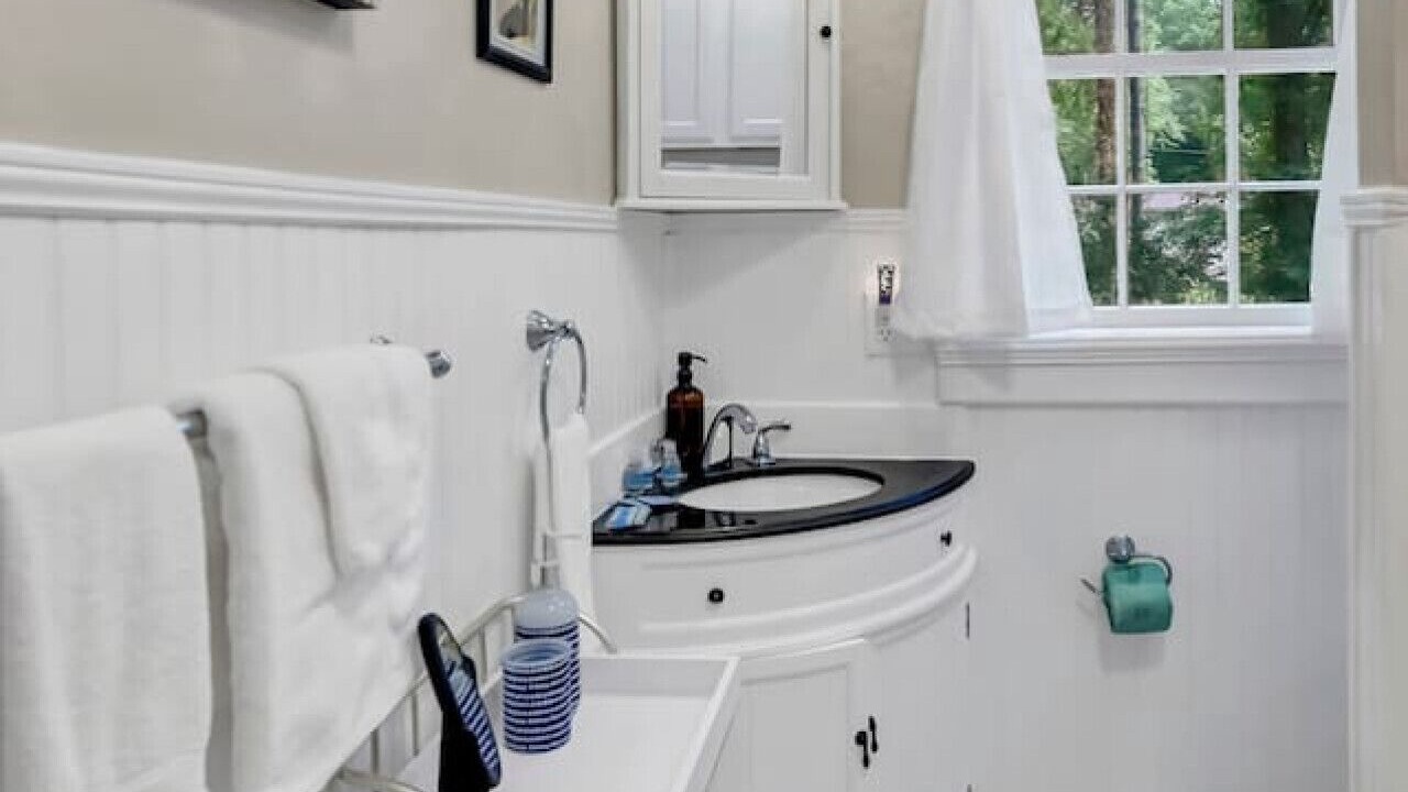 Photo of Bathroom in Lexington