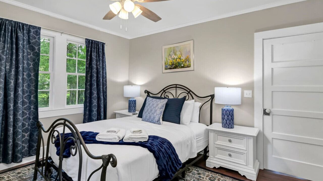 Photo of Bedroom in Lexington