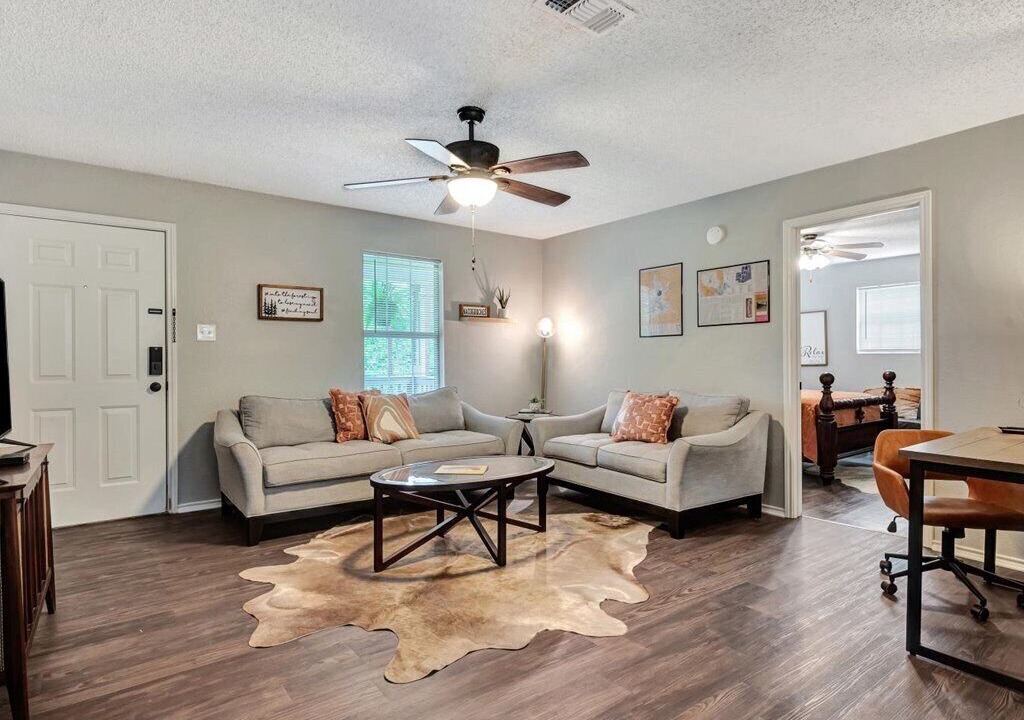 Photo of Livingroom in Nacogdoches