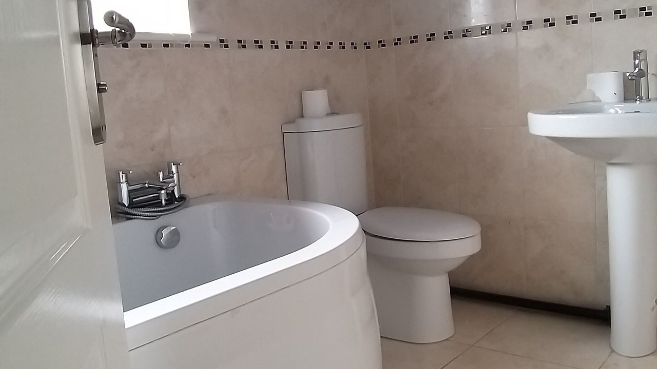 Photo of Bathroom in Weaverham