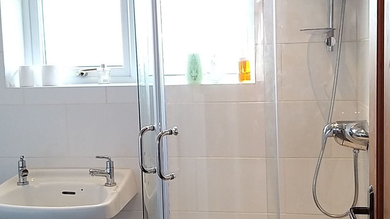 Photo of Bathroom in Weaverham