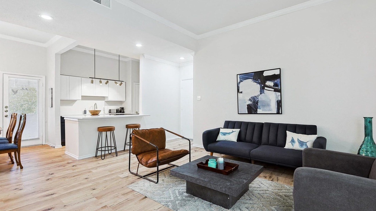 Photo of Livingroom in North Dallas
