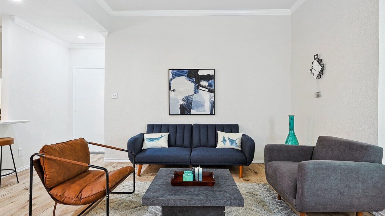 Photo of Livingroom in North Dallas