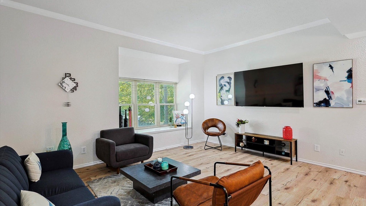 Photo of Livingroom in North Dallas