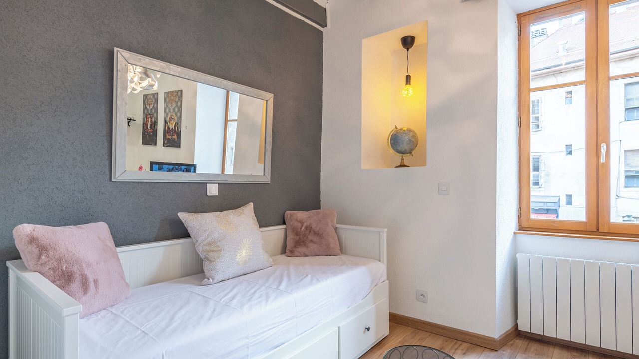 Photo of Bedroom in Annecy Old Town